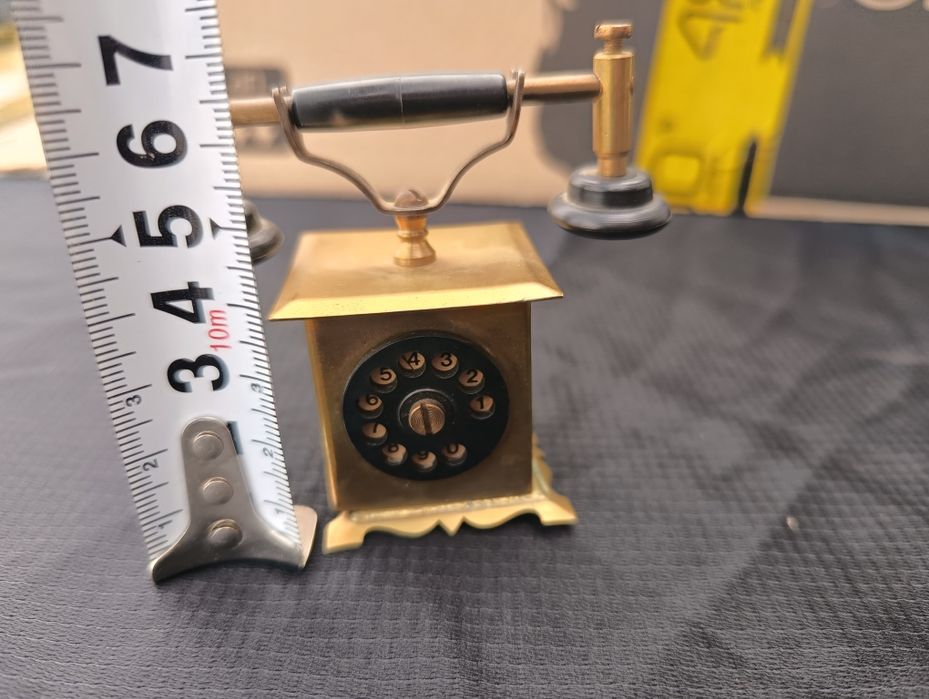 Dekoracja miniaturowy telefon