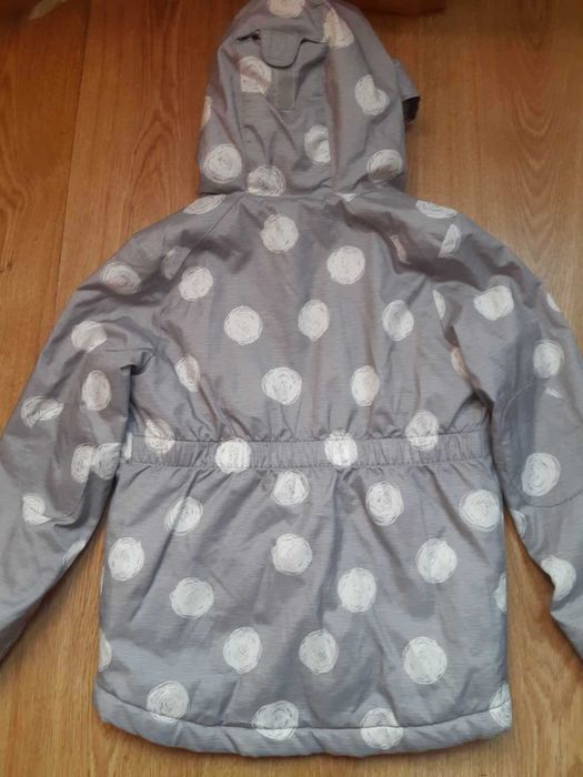Гарна куртка для дівчинки 5-7 років