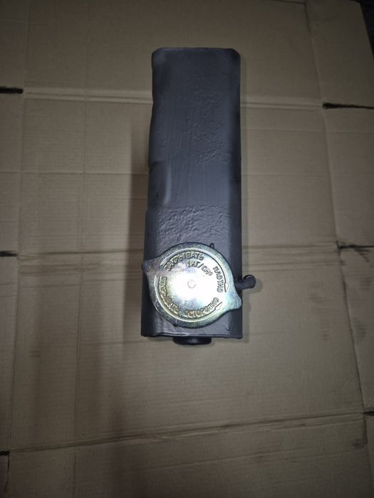 Продам расширительный бачок на КамАЗ 4308-1311010