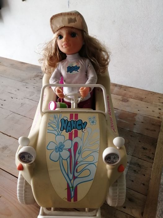 Carro da Nancy e respectiva Nancy