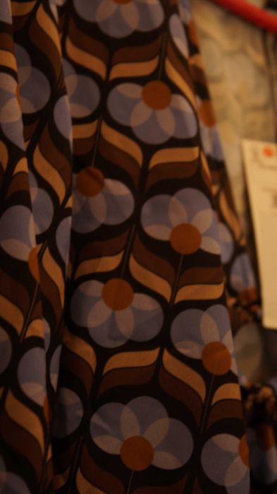 krótki top z długim rękawem