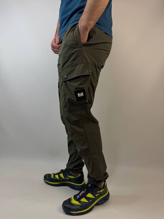 Weekend Offender Cargo Nylon  Khaki