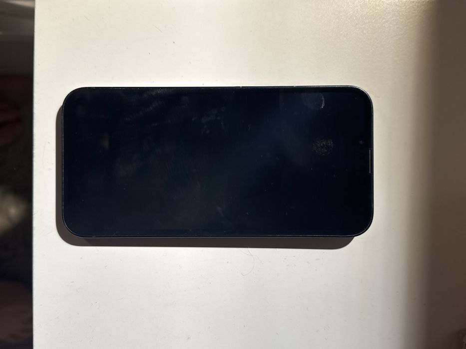 Sprzedam Iphone   14. 128.  GB w bardzo dobrym stanie