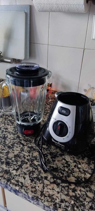 Liquidificadora Moulinex Faciclic Glass 600W