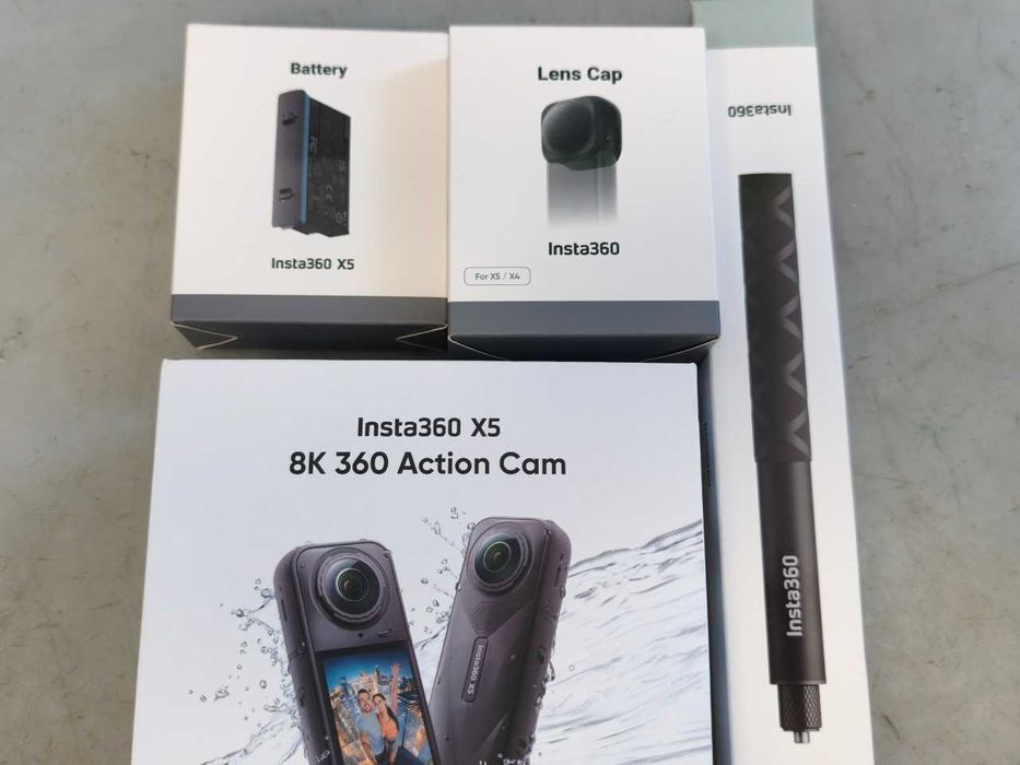 insta360 x5 starter bundle