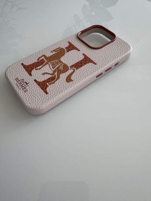 Etui na  Iphone 16 pro max Hermes