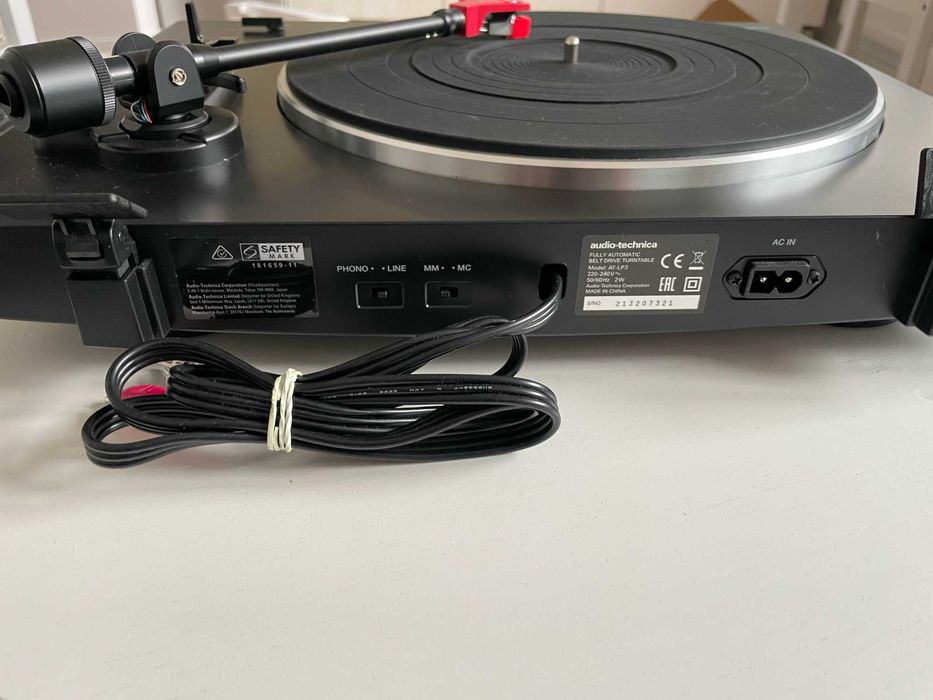 Gramofon Audiotechnica AT-LP3