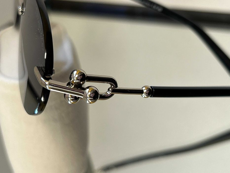 Жіночі сонцезахисні окуляри Tiffany TF 3104D безоправні овальні