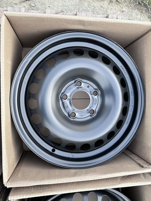 4xfelga stalowa 16” DACIA DUSTER (5x114,3 ET50) - nowe