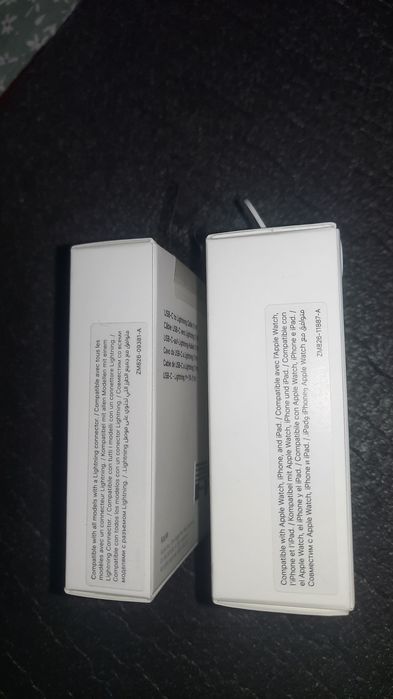 Продам  Кабель Apple USB-C и  lightning to type c  Original 1м,