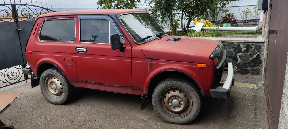 Продам Нива 2121