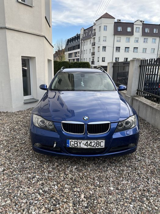 USZKODZONE BMW E91 2.0 129 KM automat