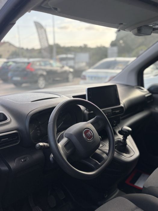Fiat Doblo 2023 - Caixa de Frio com sistema a funcionar!