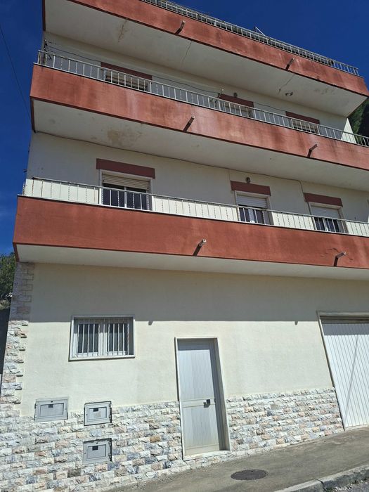 Predio  odivelas