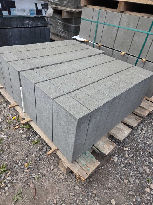 Obrzeże palisadowe 8x30x50 brązowe, szare, grafitowe,