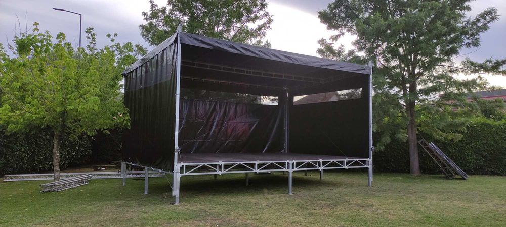 Palco 7,5x5 com cobertura