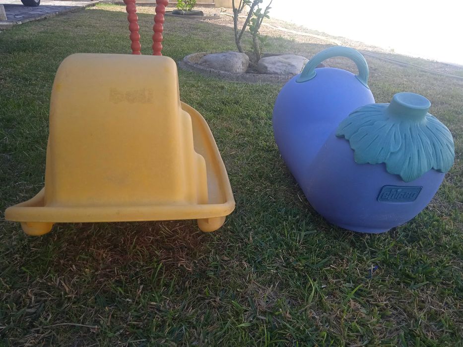 Baloiços / Brinquedos  para Criança