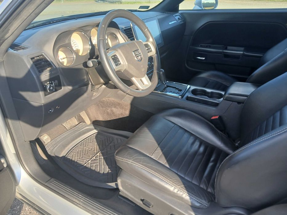 Dodge Challenger RT Plus 5,7 HEMI