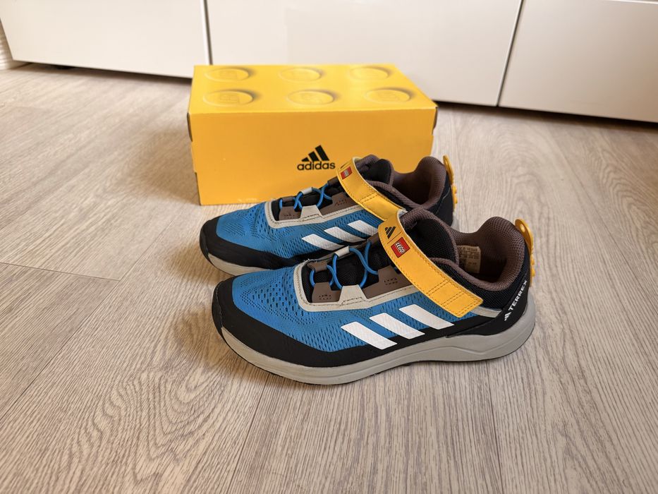 Кросівки адідас лего Adidas Lego розмір 37 (38)
