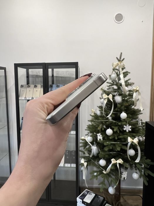 Telefon iPhone 15 PRO 256GB Biały Apple Gwarancja iTrade