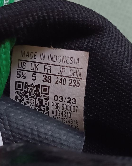 Фірмові бутси  Adidas р. 38-24  см.