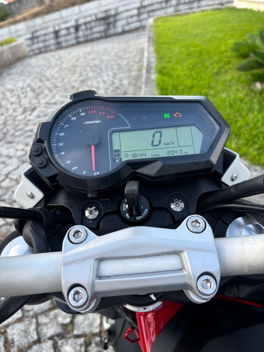 Mota benelli TnT 125