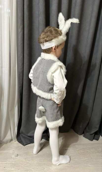 Костюм зайчика на 3-5 рочків ,зайчик.зайка