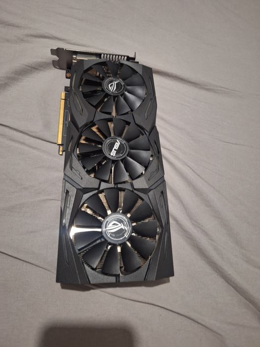 GTX 1060 6GB oc asus rog strix 3-fan