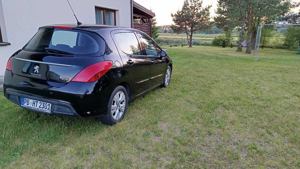 Peugeot 308  2013 rok  sprowadzony z NIEMIEC 1,6 hdi