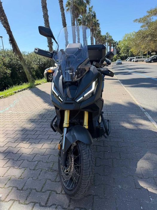 Honda XADV 750cc de 2022 com 21600 kms