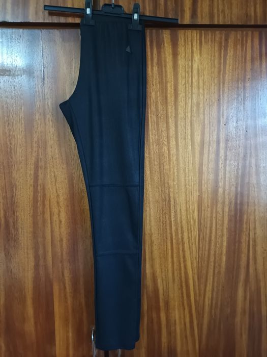 Leggings pretas Deeply