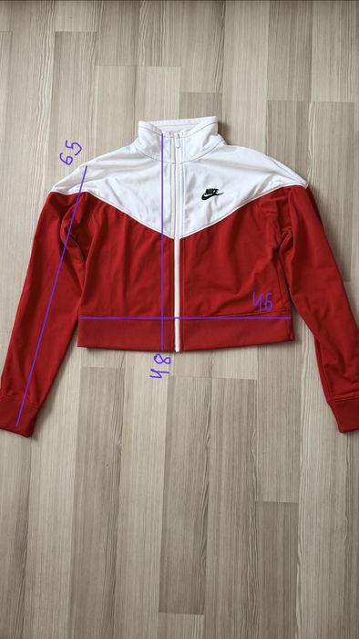 Біло-червона кофта nike