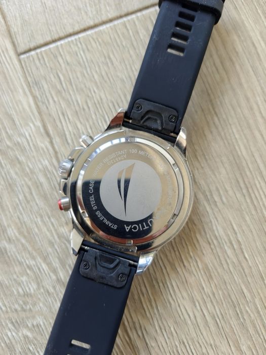 Продам Часы Nautica