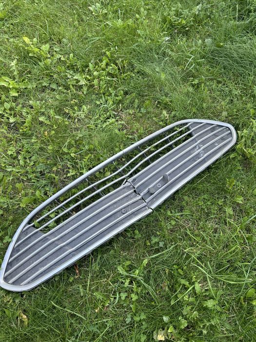 Решітка на Ford S-Max Hybrid