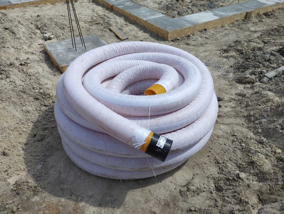 Rura drenarska w geowłokninie fi 160 około 27 metrów