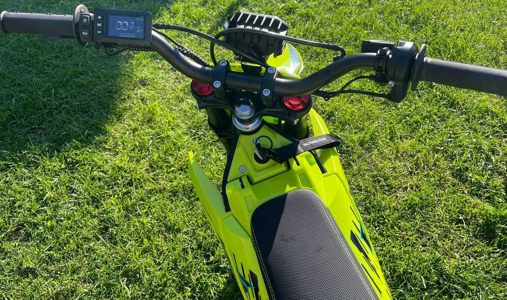 Mota Elétrica Off-Road Changzhou Valtinsu EM-5 PRO (Ano 2026)