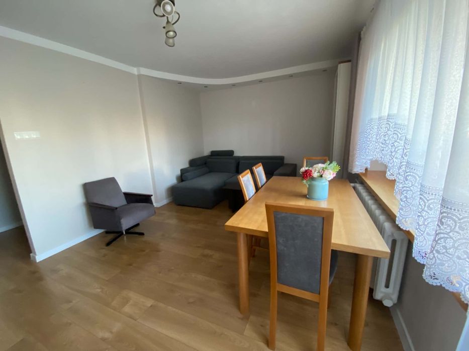 70 m² - 4 pokoje z dużym balkonem, gotowe do wprowadzenia