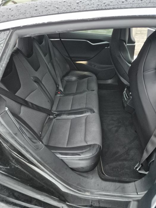 Продам Tesla Model S 75D Европа