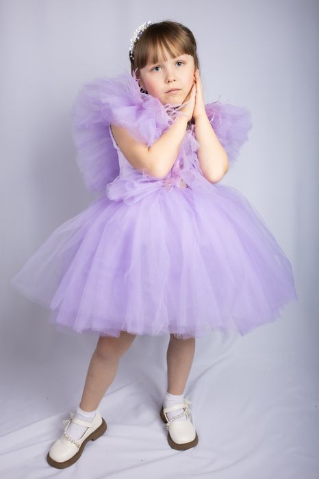 Сукня (плаття) на випуск