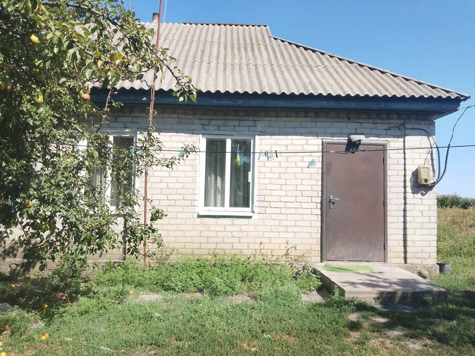 Продам будинок с. Погреби