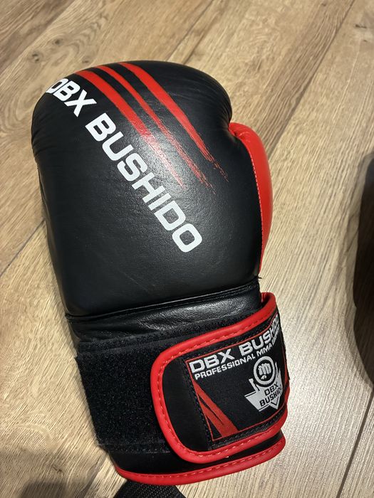 Zestaw bokserski kickboxing ochraniacze
