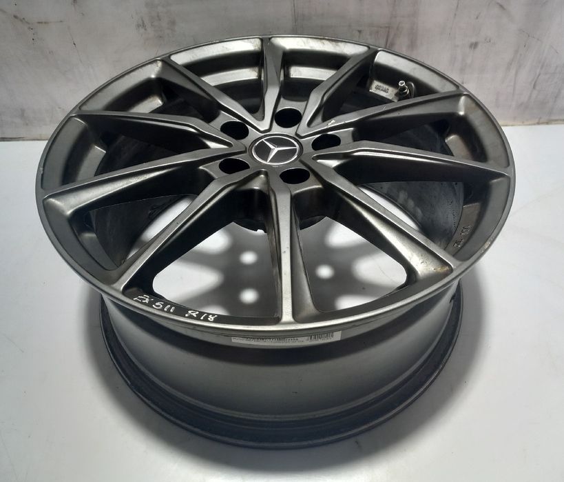 Jante frente esquerda MERCEDES-BENZ Classe C (W205)