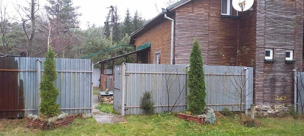 Двоповерховий будинок 105 м² біля р. Прут