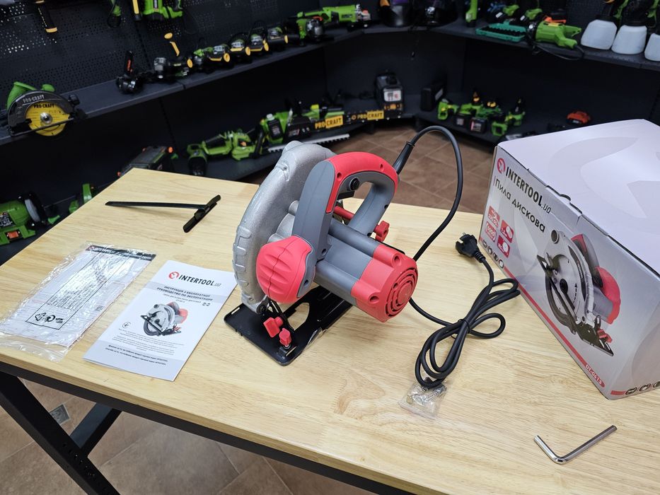 Пила Дисковая 185д Intertool  Гарантия 12мес / Пропил 57мм