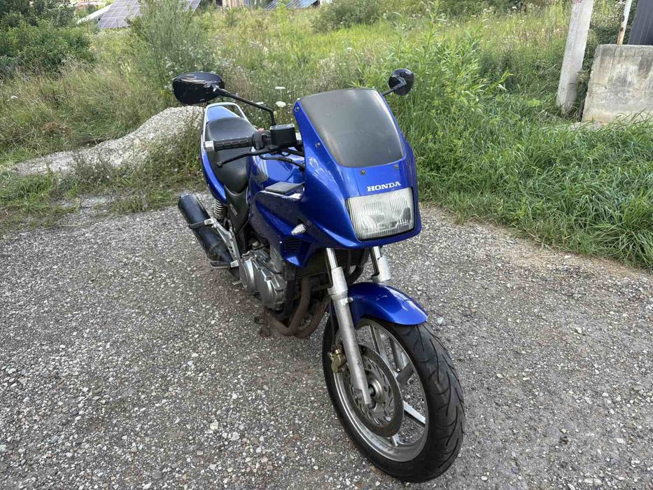 Продається CB500 свіжопригнана