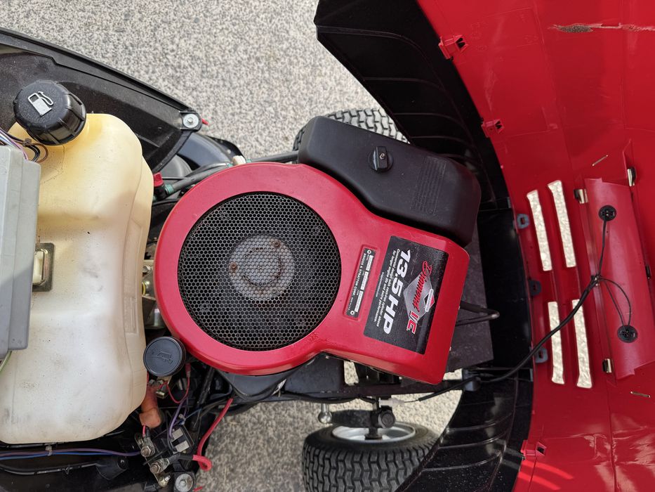 Kosiarka Traktorek Massey-Ferguson Briggs&Stratton