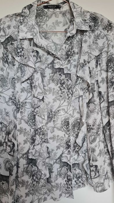 Wzorzysta bluzka z falbanką Mohito XS( z metki XXS)