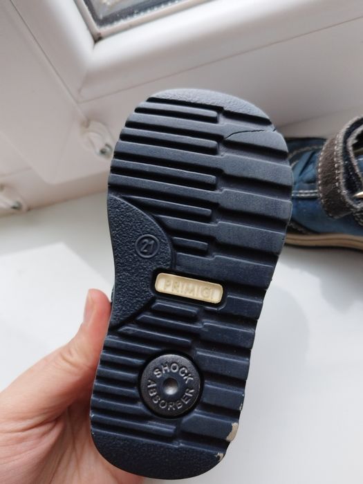 Дитяче взуття весна