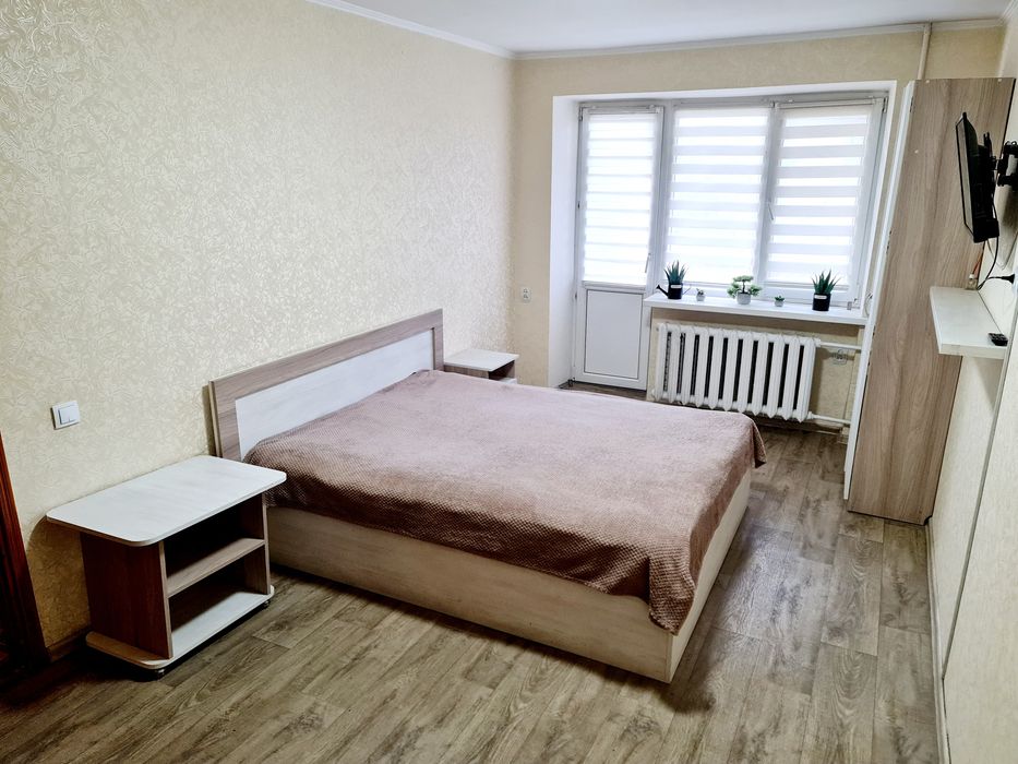 Подобова оренда 1кім.кв.Зарічанська.Документи.