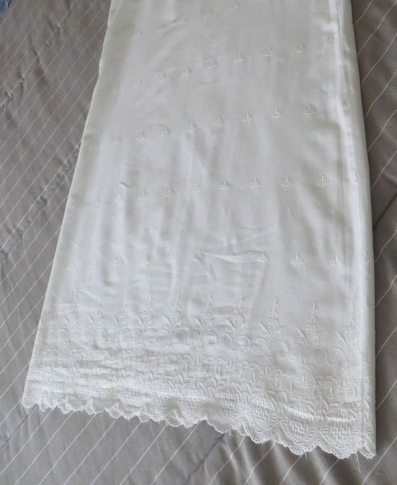 Vestido Cortfield Branco, 100% algodão, forrado, e bordado - Tam. S